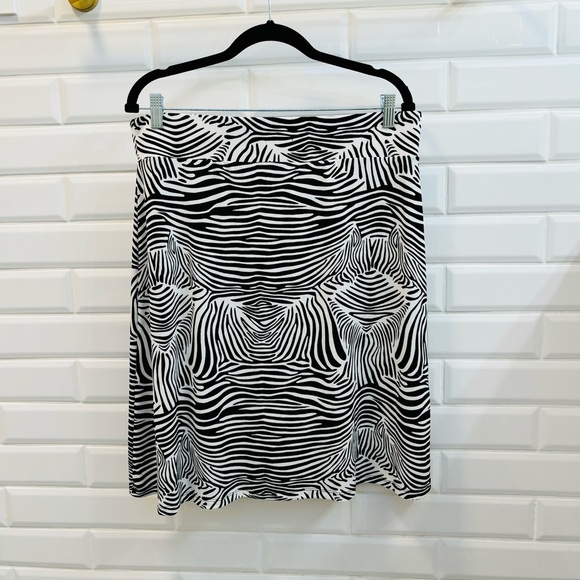 Women’s Large Merona Animal Print Midi A-Line Skirt - Picture 2 of 4